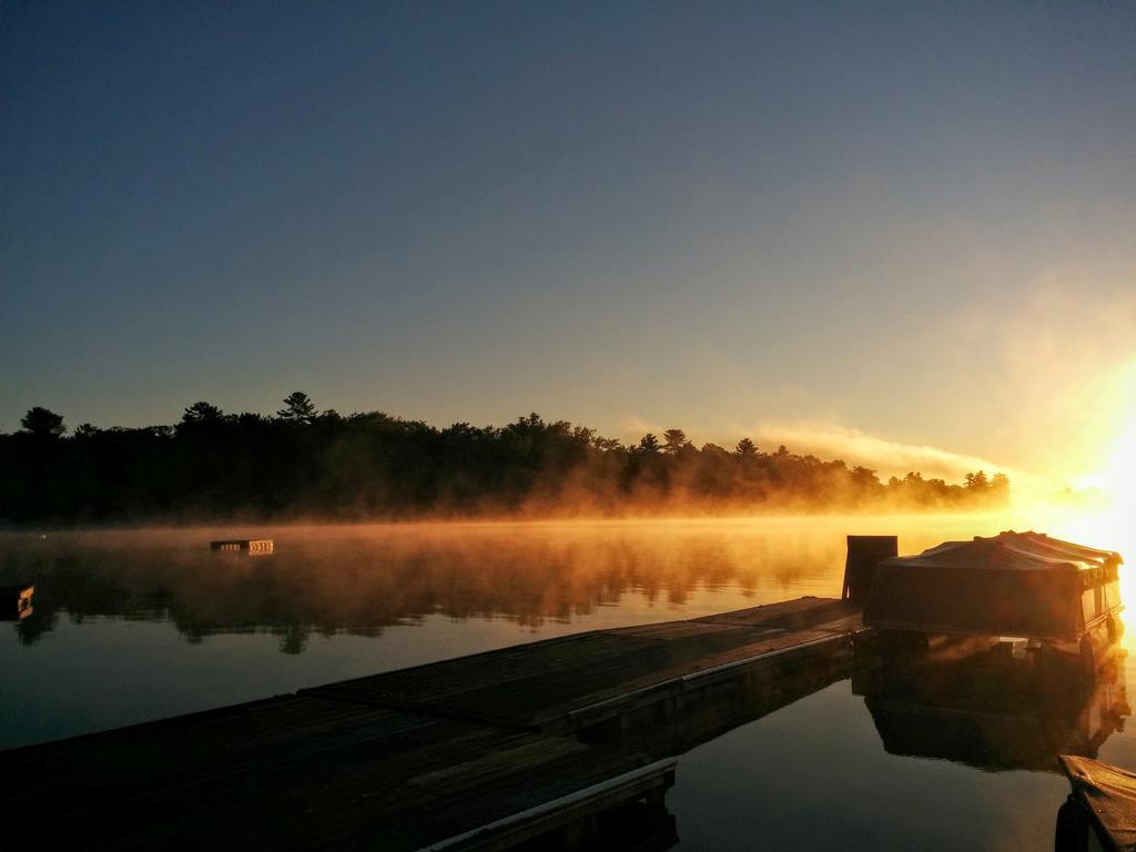 Sunrise Resort Buckhorn Exterior photo
