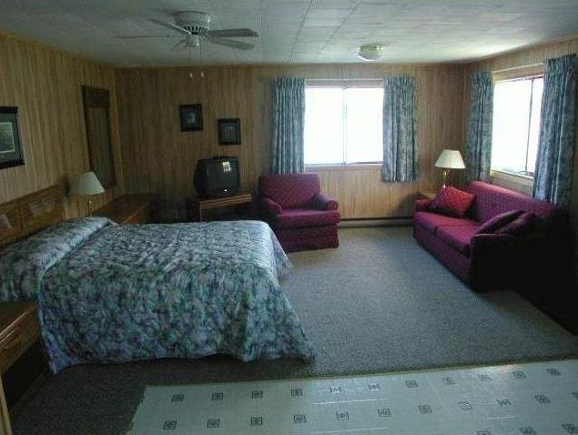 Sunrise Resort Buckhorn Room photo