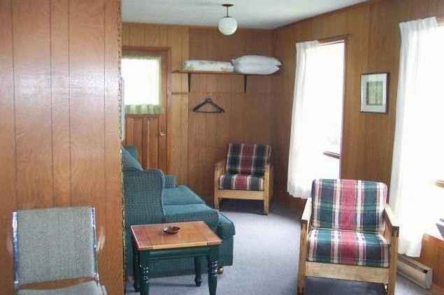 Sunrise Resort Buckhorn Room photo