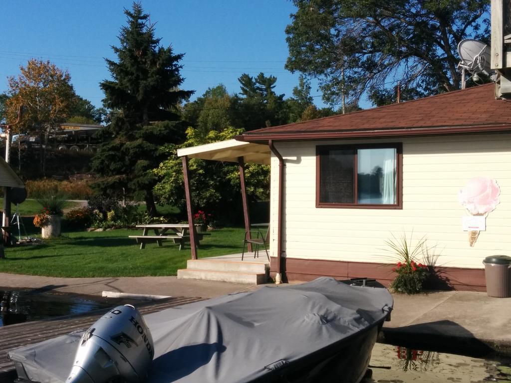 Sunrise Resort Buckhorn Exterior photo